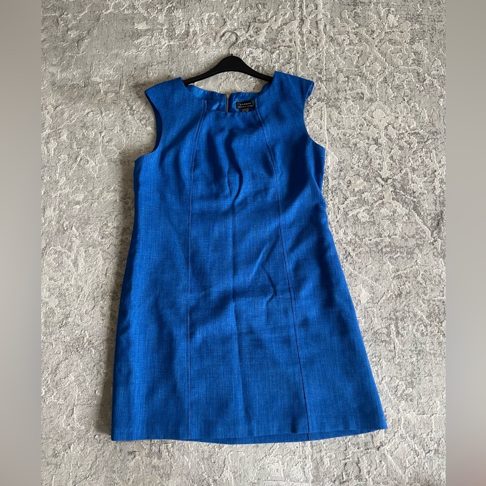 Tahari sleeveless sheath dress, feels like linen but doesn’t wrinkle